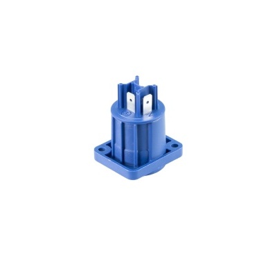 Conector elétrico azul com terminais metálicos e base quadrada