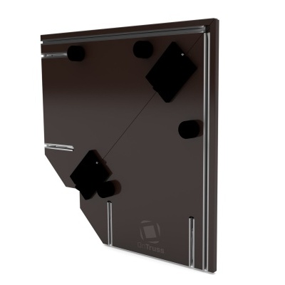 Placa preta quadrada com suportes pretos e detalhes metálicos prateados