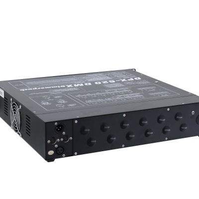 Equipamento eletrónico preto com botões e ventilador para rack