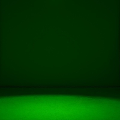 Cenário com iluminação verde e fundo vazio