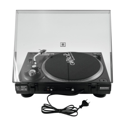 Gira-discos preto com tampa transparente e cabo de energia