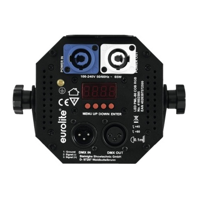 Painel traseiro de dispositivo elétrico Eurolite com conectores e display digital