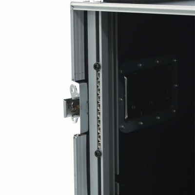 Mala de transporte profissional com estrutura metálica e interior negro