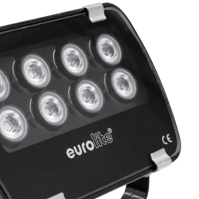 Refletor preto Eurolite com oito LED's visíveis