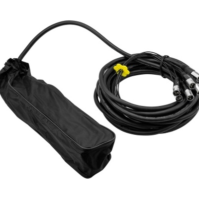 Cabo de áudio preto com conectores XLR e bolsa preta de transporte