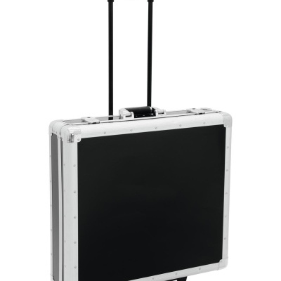 Mala rígida preta com puxador e rodinhas