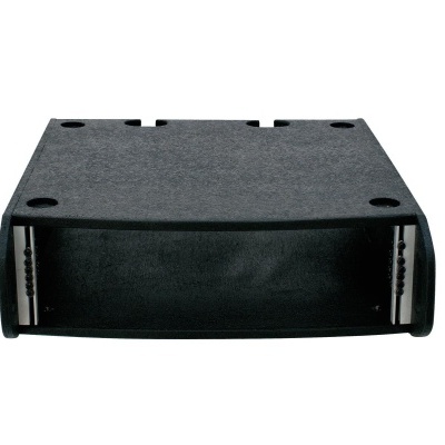 Suporte rígido preto para equipamento eletrónico com orifícios circulares