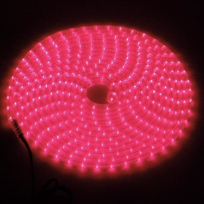 Fita LED vermelha em carretel com conector preto