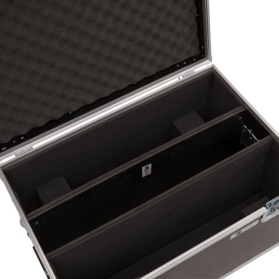 Mala preta rígida aberta com compartimentos internos e acolchoamento