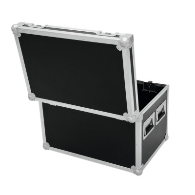 Caixa preta com armação prateada e tampa aberta