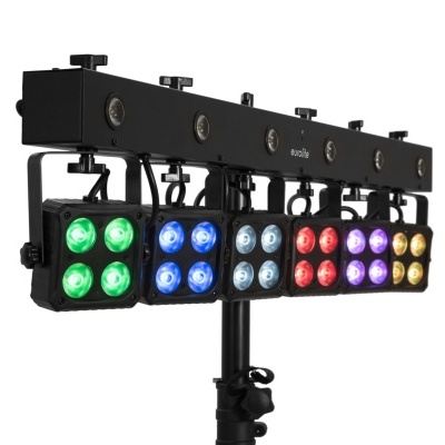 Sistema de iluminação LED multicolor em barra preta com suporte