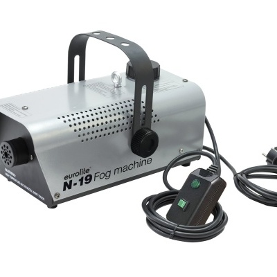 Máquina de fumo prateada eurolite N-19 com cabo e controlo