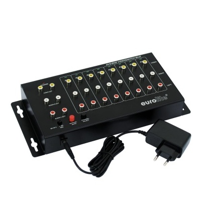 Dispositivo de áudio preto com múltiplas entradas e adaptador de corrente