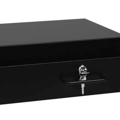 Gaveta metálica preta aberta com pega central