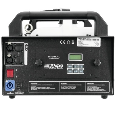 Equipamento eletrônico preto com alça superior, botões, ecrã digital e conexões DMX