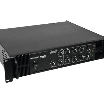 Amplificador preto MP400 com botões e interruptor no painel frontal
