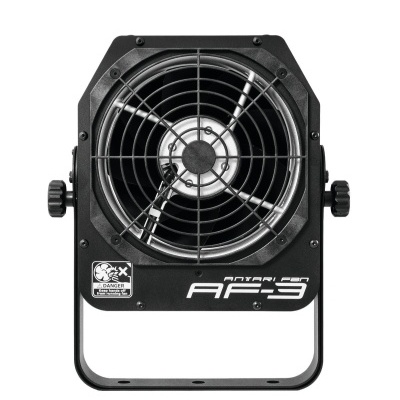 Ventoinha preta metálica com grelha de proteção circular frontal e suporte ajustável