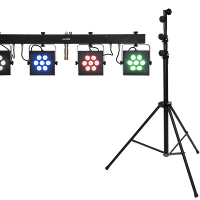 Conjunto de iluminação LED com quatro refletores coloridos e tripé preto