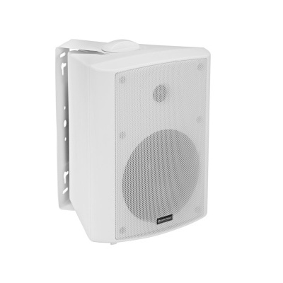 Coluna de som branca com suporte de parede