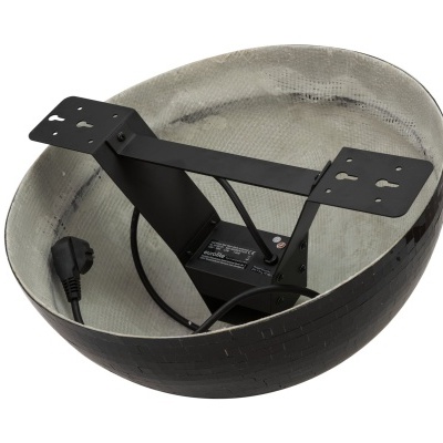 Luminária de teto preta com interior cinza, suporte metálico e cabo de alimentação