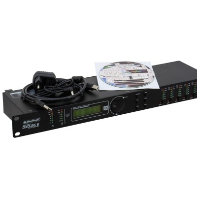 Aparelho áudio Behringer Ultradrive Pro DSP 1124P com acessório