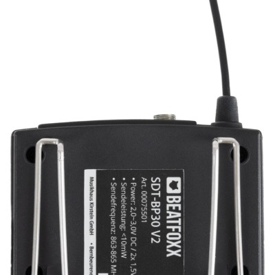 Dispositivo eletrônico preto BEATFOXX com antena e suporte metálico