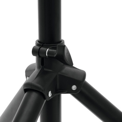 Articulação de tripé preto metálico