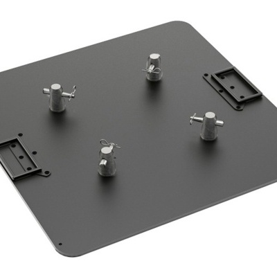 Placa metálica preta quadrada com ganchos de fixação prateados