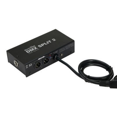 Dispositivo DMX SPLIT 2 preto com cabos e portas XLR