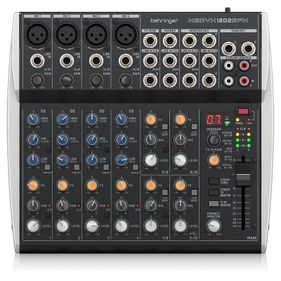 Mesa de mistura Behringer X1202USB com botões e entradas variadas