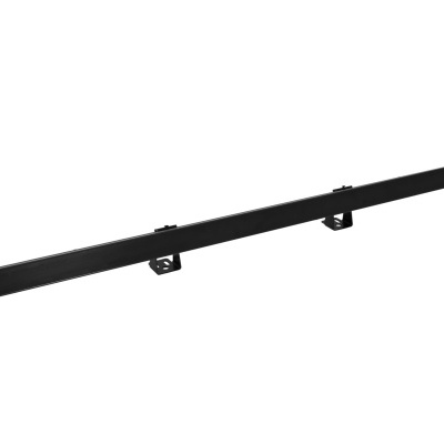 Barra de luz LED linear preta com suportes de fixação