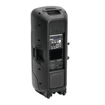 Coluna amplificada portátil preta com controlo traseiro e rodas