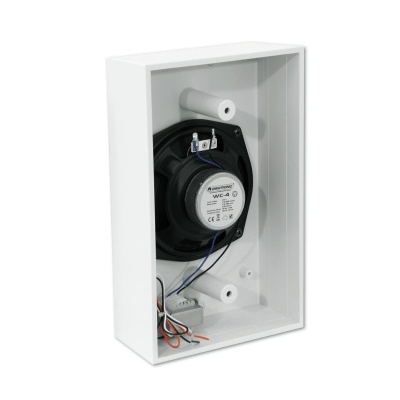 Coluna de som branca com altifalante preto interior