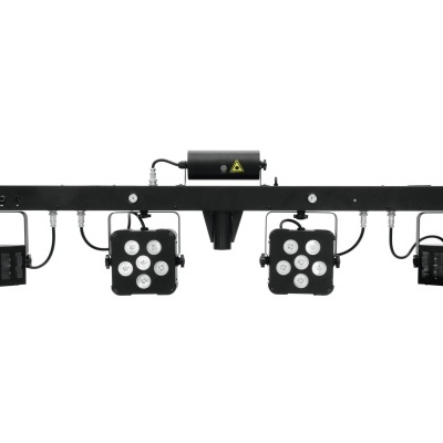 Barra de iluminação preta com quatro luminárias LED