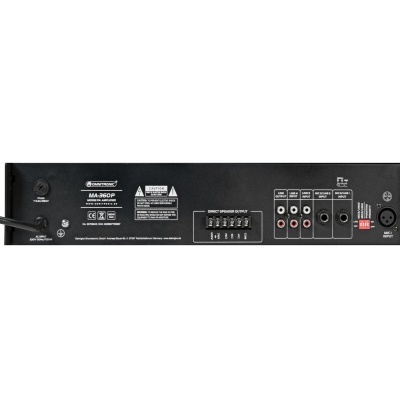 Parte traseira de equipamento de áudio profissional preto com entradas, saídas e etiquetas.