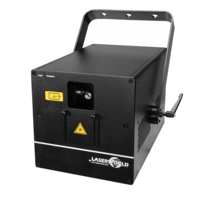 Projetor laser preto com etiquetas amarelas e texto LASER WORLD