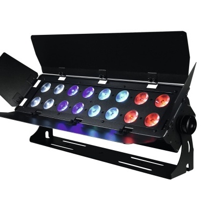 Projetor de luz LED retangular com lentes coloridas e estrutura preta