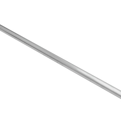 Tubo metálico prateado cilíndrico oco