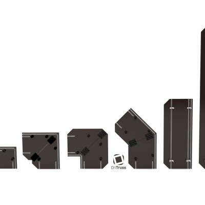 Caixas marrons reforçadas de vários tamanhos alinhadas sobre fundo branco