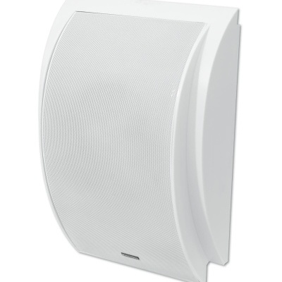 Coluna de som de parede branca com grelha metálica e design curvo