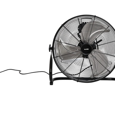 Ventoinha preta de metal com grelha circular e três pás