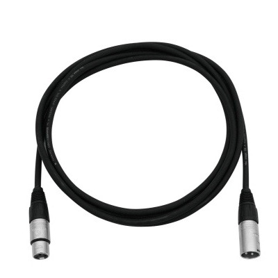 Cabo XLR preto com conectores metálicos prateados nas extremidades