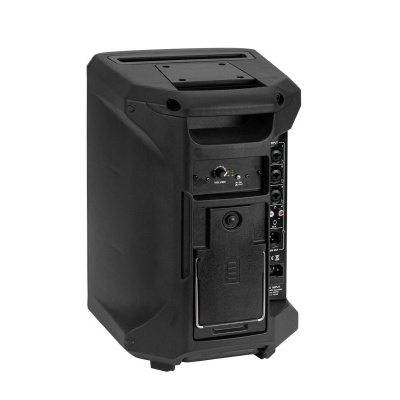 Coluna de som portátil preta com painel frontal de controlo e entradas