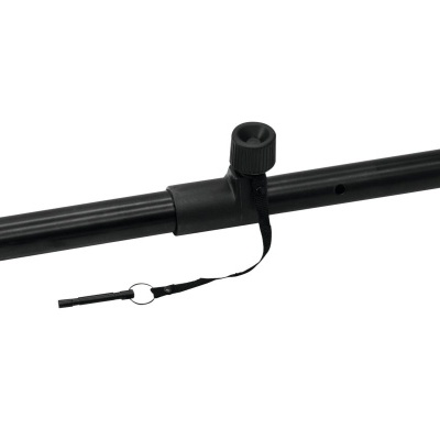 Peça preta em tubo com botão de ajuste e correia fina