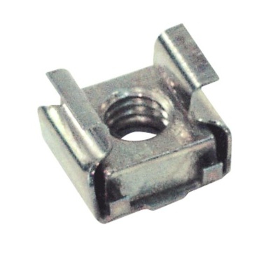 Porca quadrada de metal prateado com rosca interna e abas elevadas