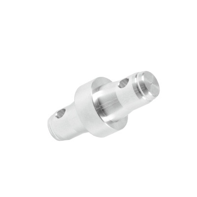 Conector metálico prateado cilíndrico com furação