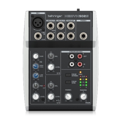 Mesa de mistura Behringer XENYX 502 com várias entradas e botões de controlo