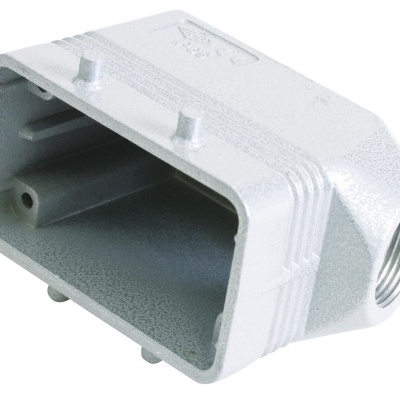 Conector elétrico metálico cinzento retangular com rosca lateral