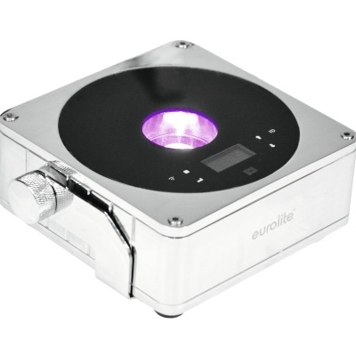 Dispositivo metálico prateado com luz roxa e visor digital da marca Eurolite