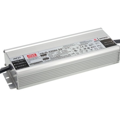 Fonte de alimentação elétrica Mean Well HLG-320H-24 com caixa metálica prateada e cabos pretos